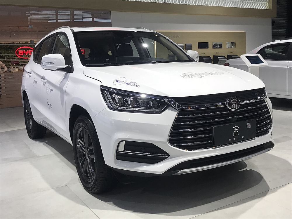 BYD Seal U DM-i Comfort 26,6 kWh — plug-in-hybrid familien-suv