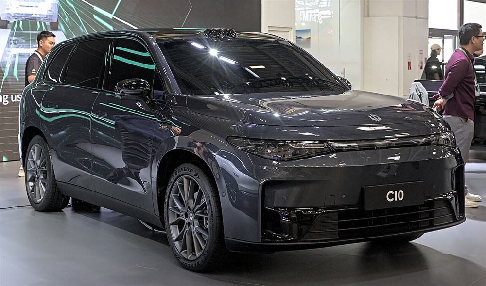 Leapmotor C10 REEV Prolongateur 28,4 kWh — plug-inhybride gezins-suv