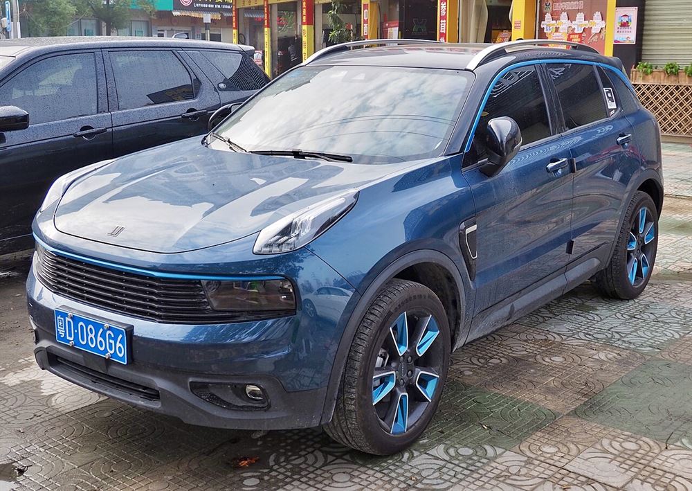 Lynk & Co 01 PHEV 17,7 kWh — plug-inhybride gezins-suv