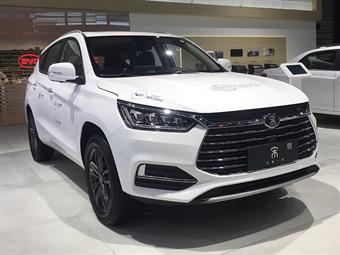 BYD Seal U DM-i Comfort 26,6 kWh — plug-inhybride gezins-suv