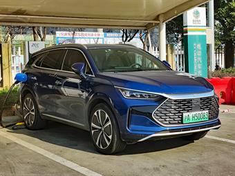 BYD Tang 108,8 kWh · 7 places — elektrisch grote suv