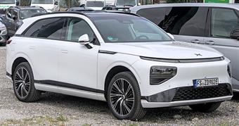 Xpeng G9 Autonomie Standard 78,2 kWh — elektrisch grote suv